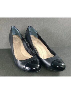 Giani Bernini Women's Black Leather Cap Toe Pumps Memory Foam Size 8M EUC